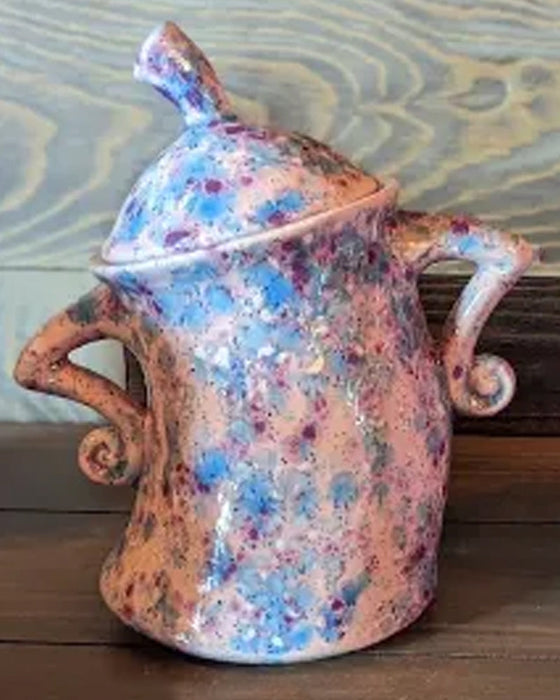 Tasse mit Haltung