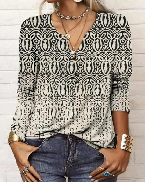 Langarmshirt mit V-Ausschnitt und Aufdruck