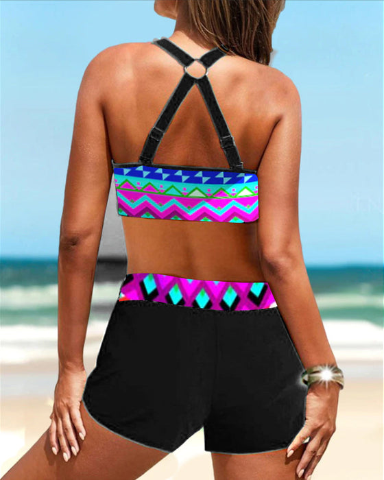 Bikinis mit hoher Taille und geometrischem Muster