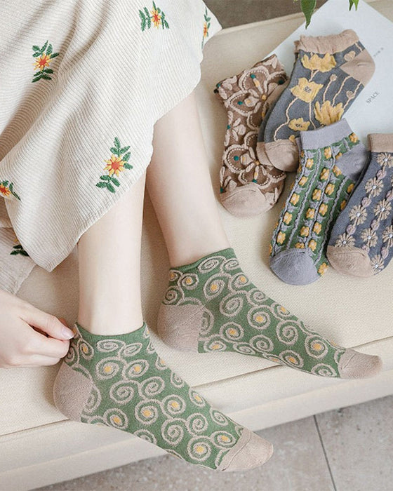Damensocken aus Baumwolle mit geprägtem Blumenmuster