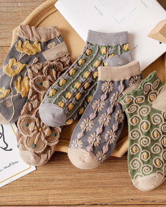 Damensocken aus Baumwolle mit geprägtem Blumenmuster