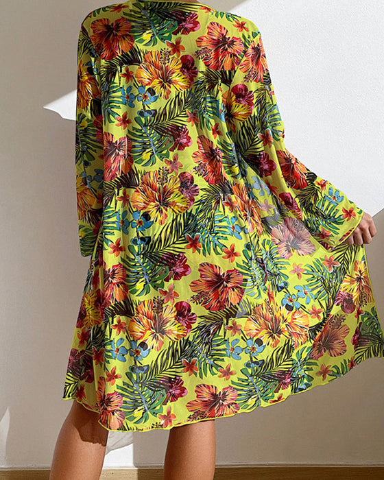 Bikinis mit Blumenmuster und Vertuschung