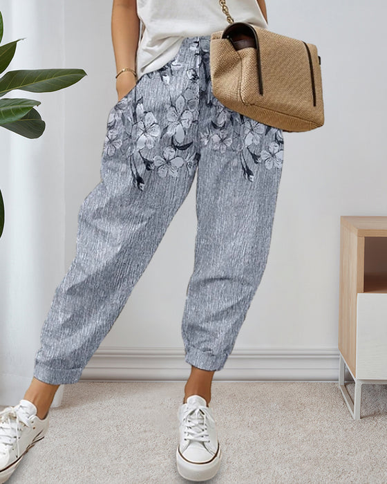 Lässige Damenjeans mit Taschenprint